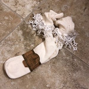 Two Feet Ahead Lacey Socks
